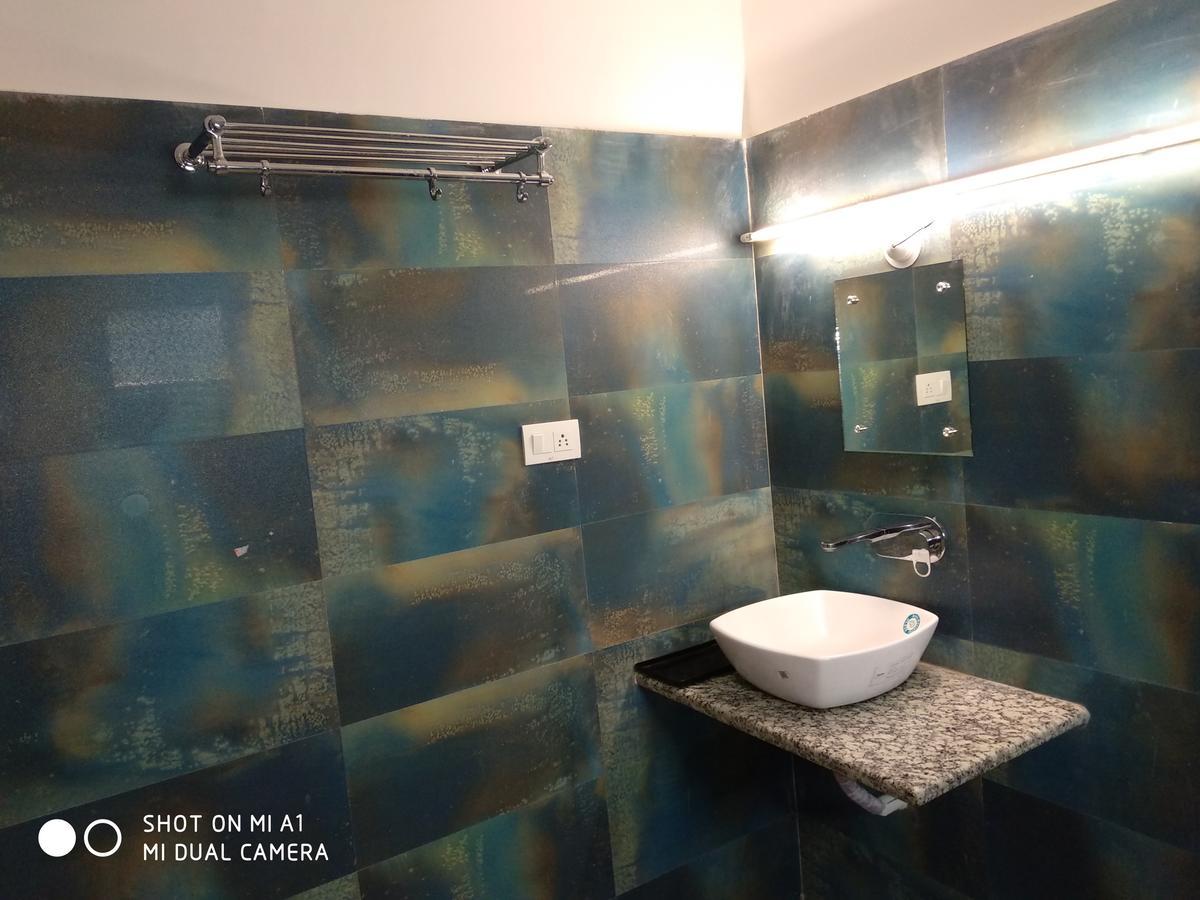 Hotel Rajkamal Deoghar Esterno foto