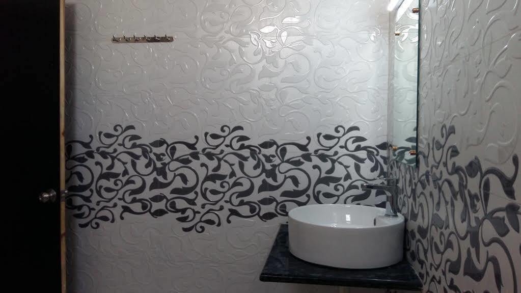 Hotel Rajkamal Deoghar Esterno foto