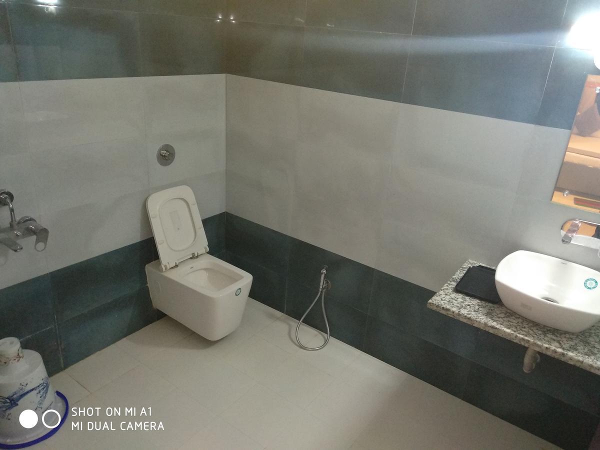 Hotel Rajkamal Deoghar Esterno foto