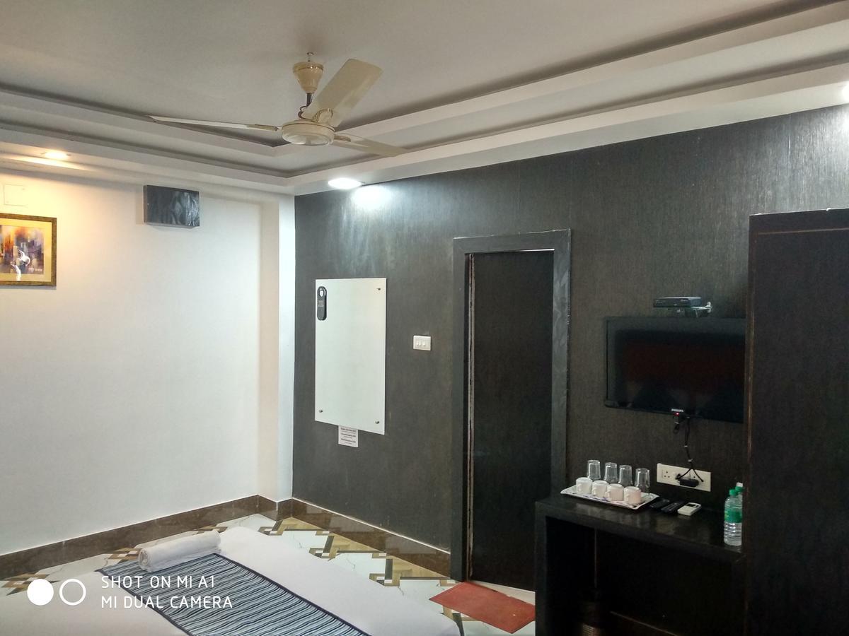 Hotel Rajkamal Deoghar Esterno foto